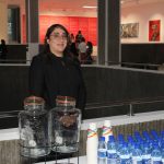 Kathleen Martínez diserta sobre su trayectoria en el auditorio del Museo de Arte Moderno