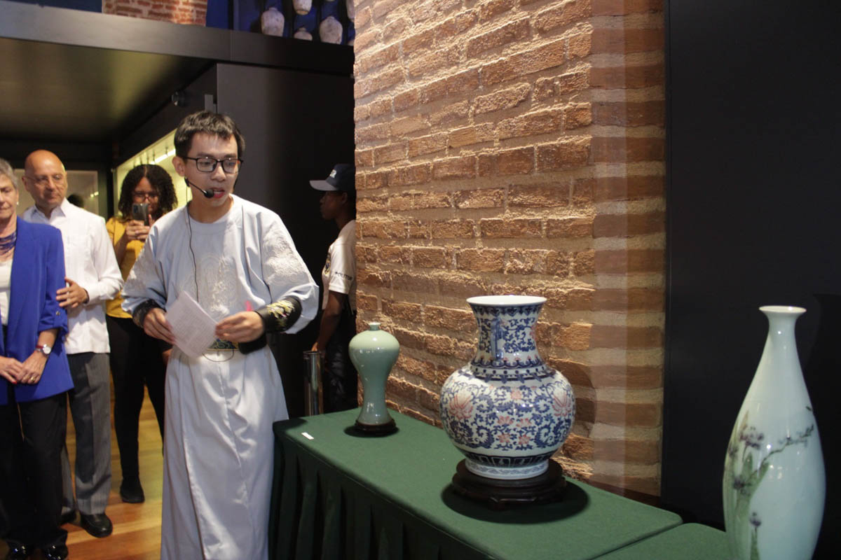Museo de las Atarazanas Reales celebra encuentro sobre cultura del té junto a embajada República Popular China
