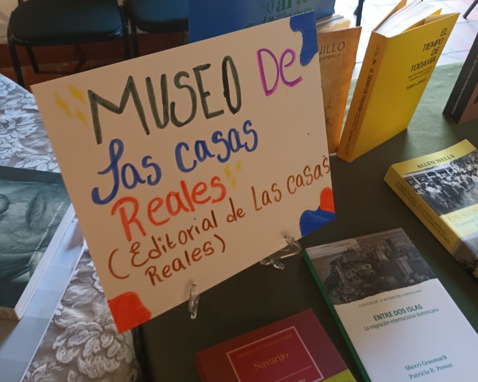 Taller de Creatividad promueve la Feria del Libro 2024 en el Museo de las Casas Reales