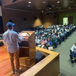 Charla Conferencia Vida y Obra de Johnny Segura 3