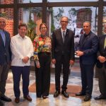 Conversatorio: "Las cuevas como patrimonio cultural: El extraordinario arte rupestre de los taínos" 1 Conversatorio Las cuevas como patrimonio cultural El extraordinario arte rupestre de los tainos 3