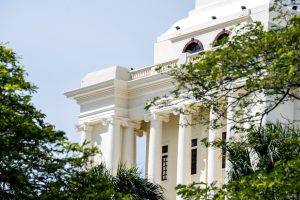 Noticias 120 Monumento a los Heroes de la Restauracion conmemora el 81 aniversario del primer picazo de su construccion con la exposicion fotografica Miradas Encontradas 1