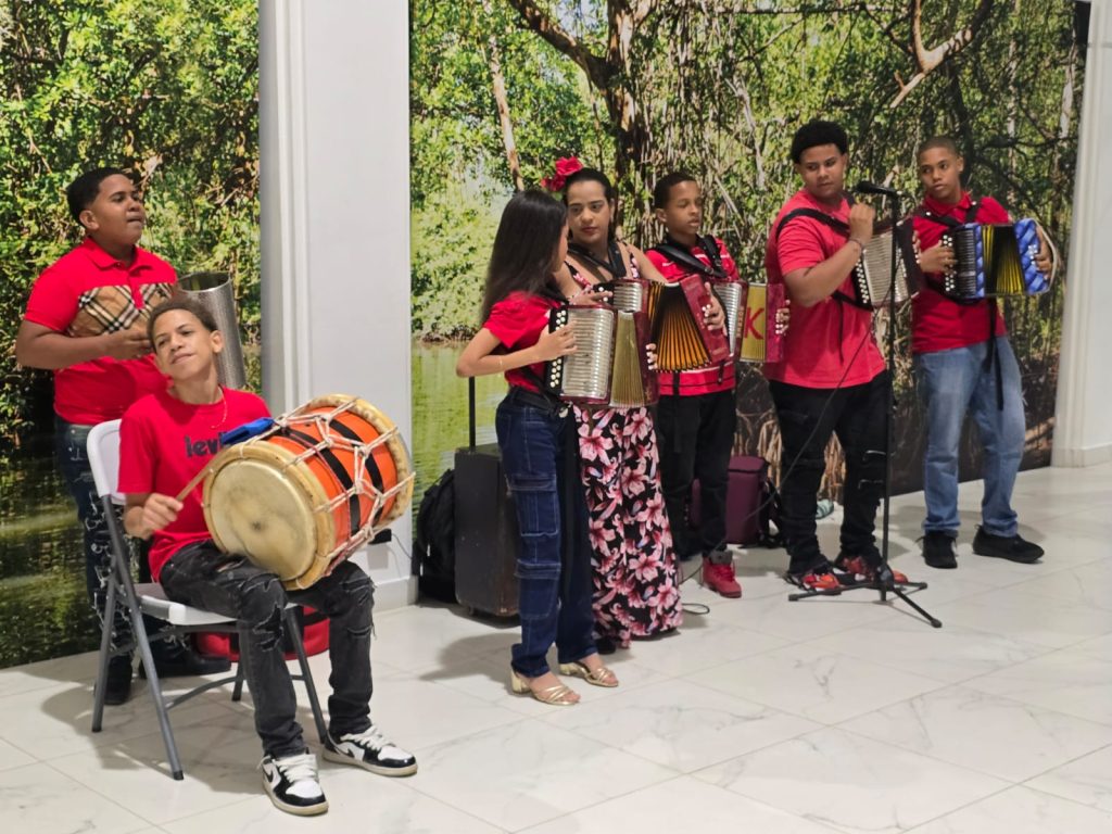 Celebrando nuestro patrimonio La interpretacion del merengue emociona a asistentes en Noche Larga de los Museos 2