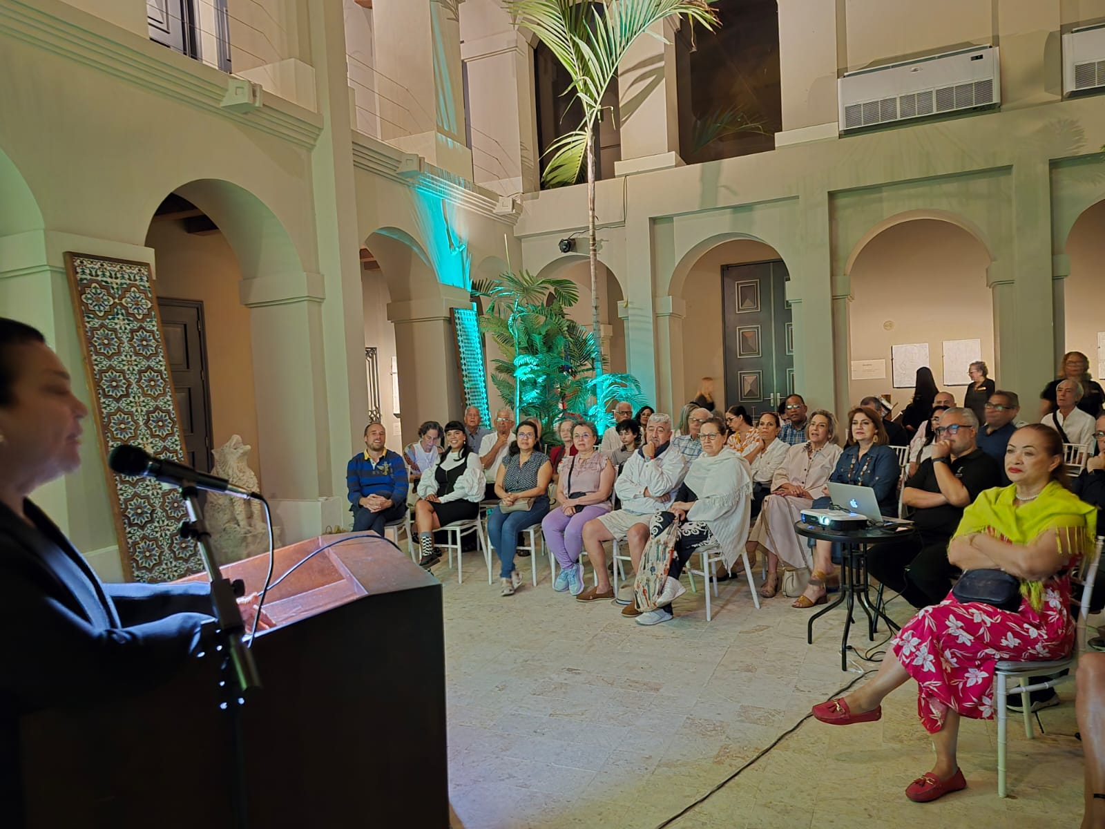 Noticias 1 Museo de la Catedral presenta Conferencia: «Guía de Anécdotas, Cuentos, Crónicas y Leyendas de la Ciudad Colonial de Santo Domingo»
