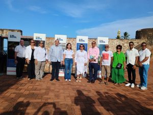 Noticias 77 Museo Fortaleza San Felipe inaugura exposicion itinerante 80 anos Una historia. Primer picazo Monumento a los Heroes de la Restauracion 5