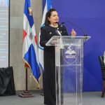 Conversatorio en INESDYC: "Tras las huellas de los restos de Colón" 5 Conversatorio en INESDYC Tras las huellas de los restos de Colon 5