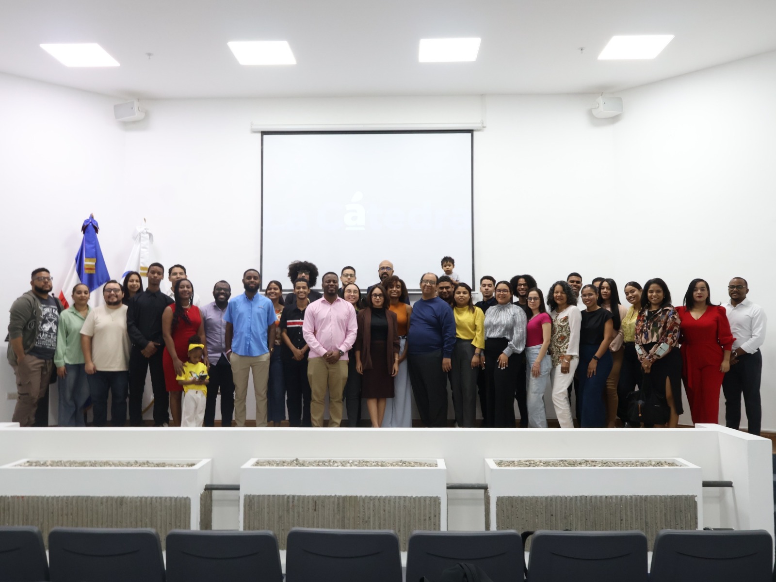 “La Cátedra”: nuevo think tank sociológico se presenta en el Museo de Arte Moderno